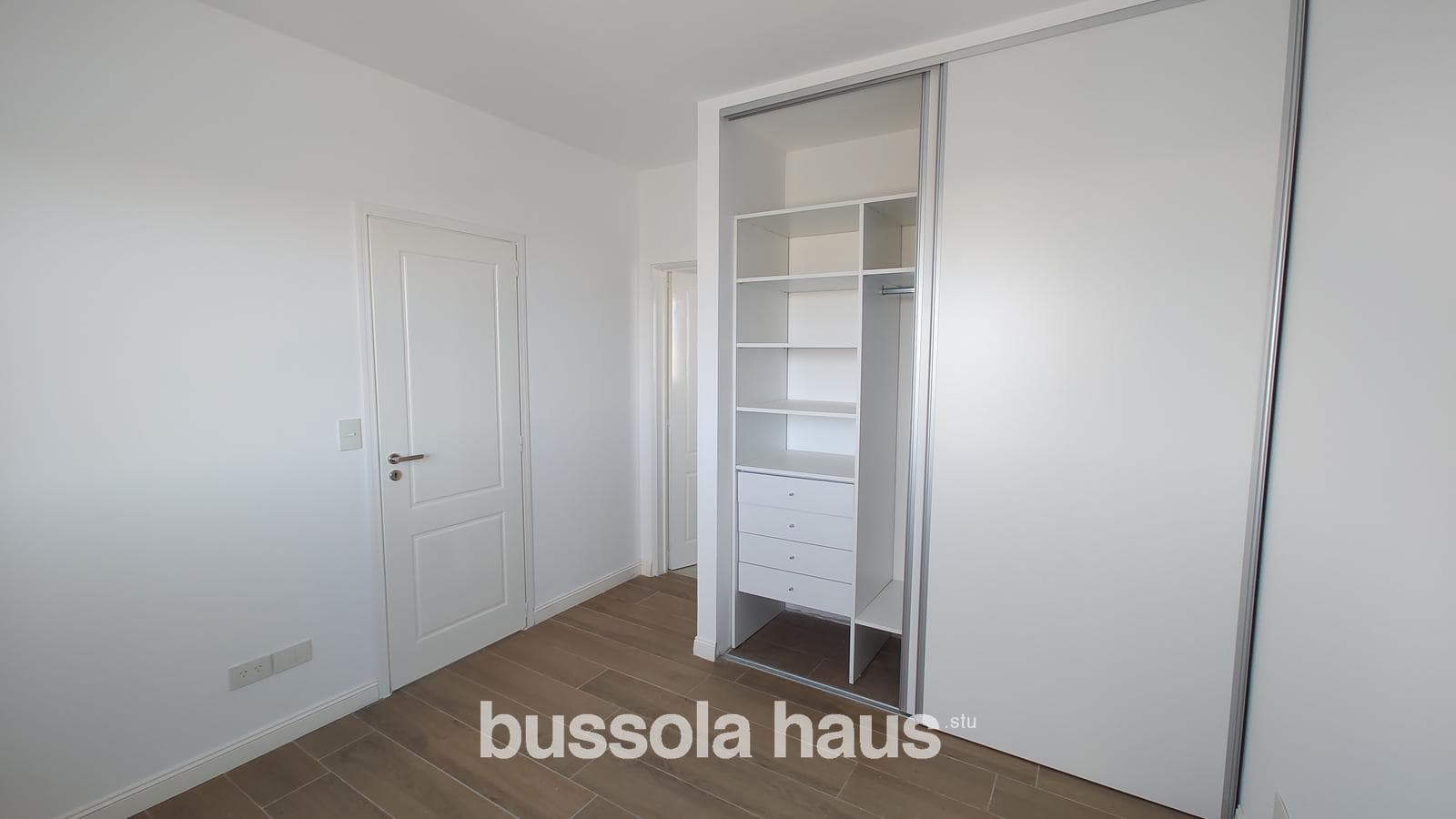 4-room house for sale with a pool in Costas Puertos Escobar