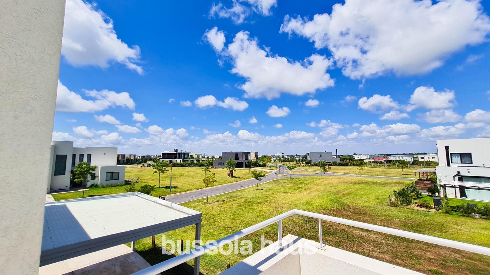 7-room house for sale with a pool in Riberas Puertos Escobar