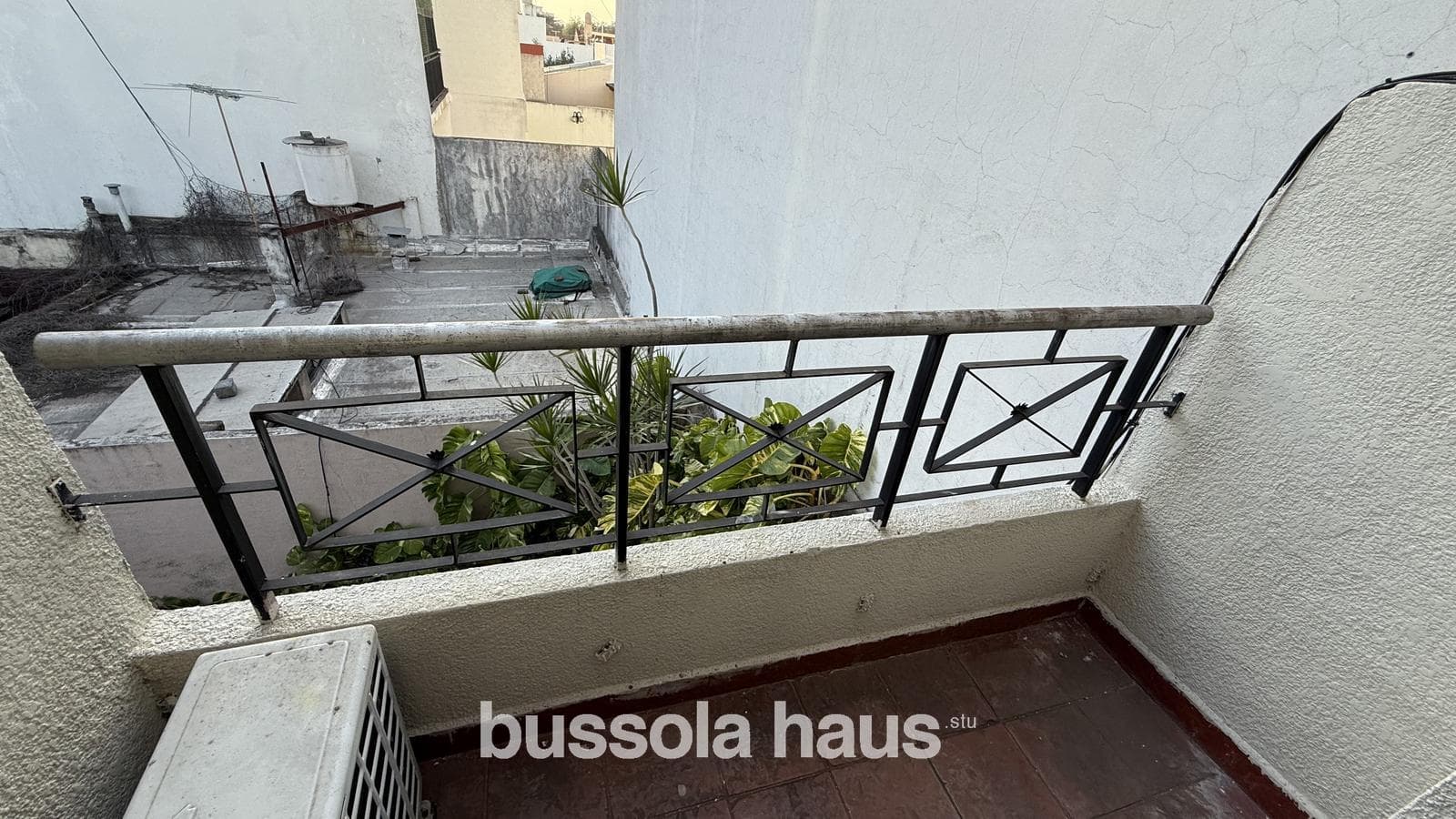 Departamento en venta de 3 ambientes con terraza y parrilla en Liniers