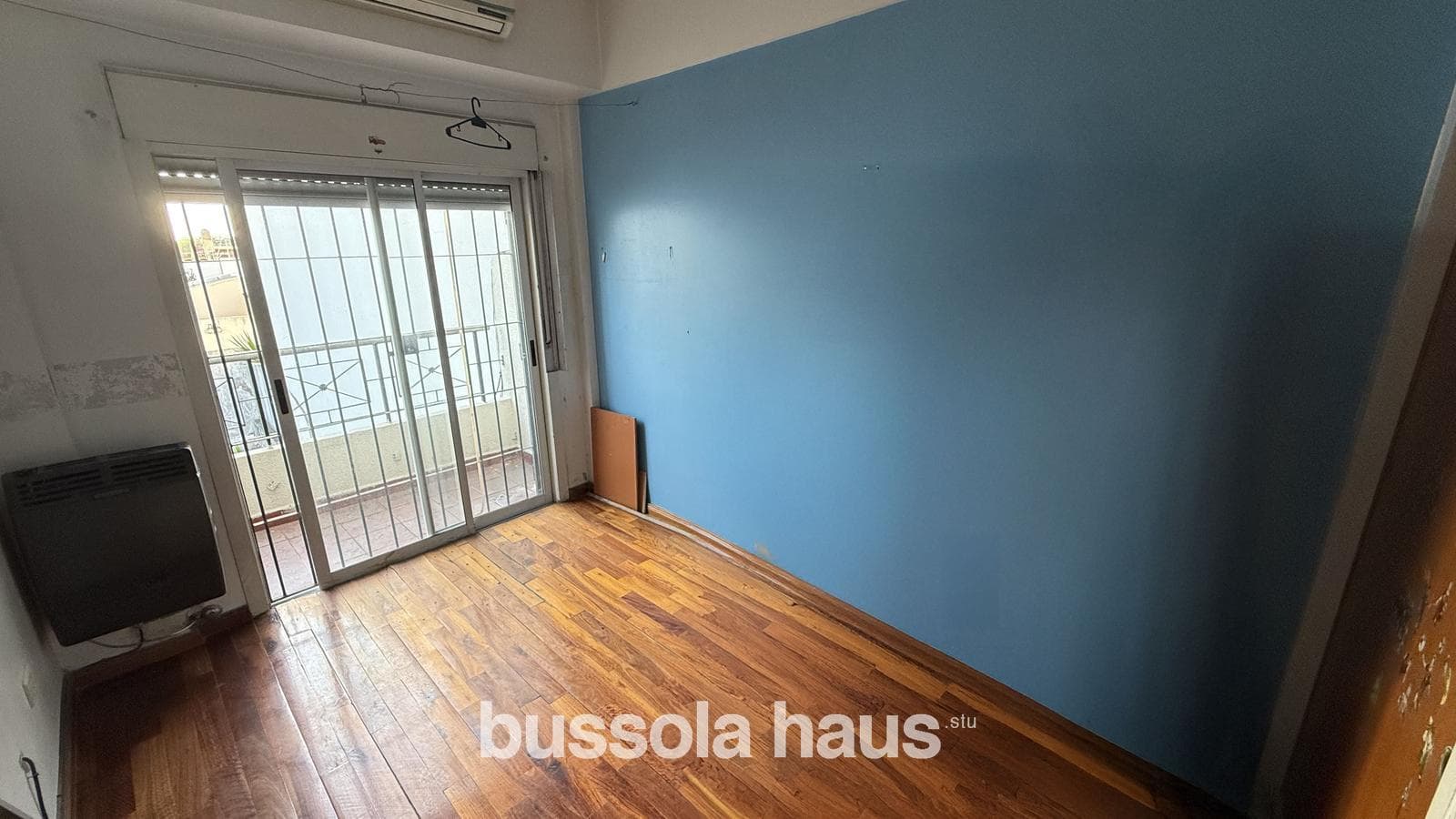 Departamento en venta de 3 ambientes con terraza y parrilla en Liniers