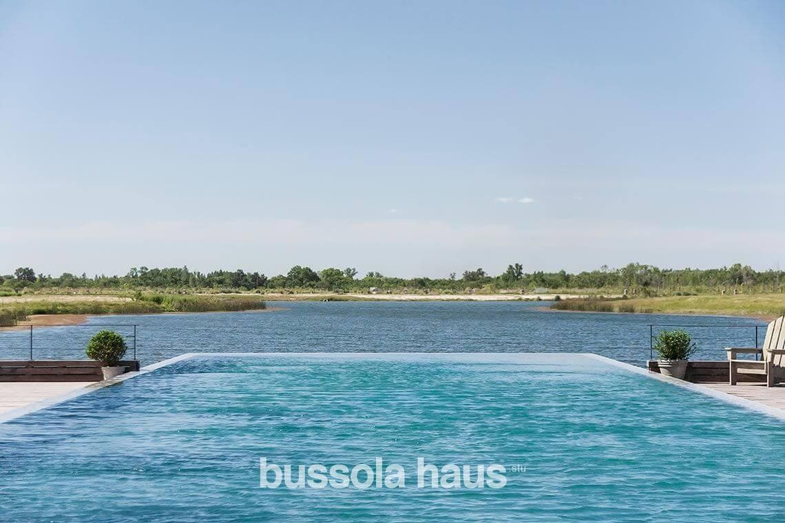 HOUSE FOR SALE IN NAUDIR ESCOBAR