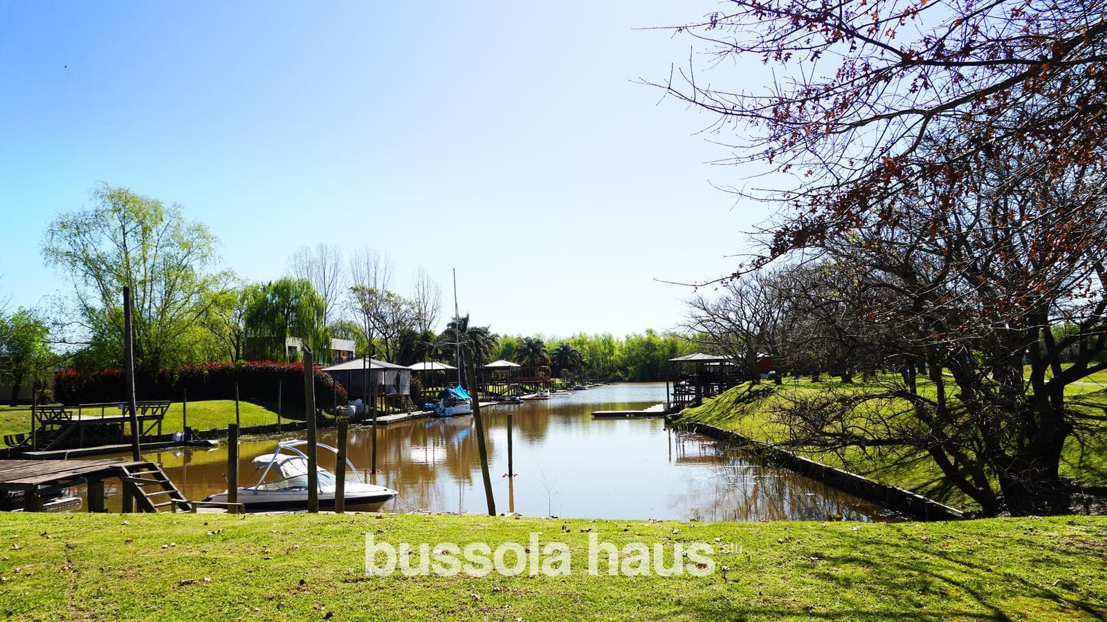 6-Room House in Isla del Este, Tigre—Furnished, Private Dock, Financing Available