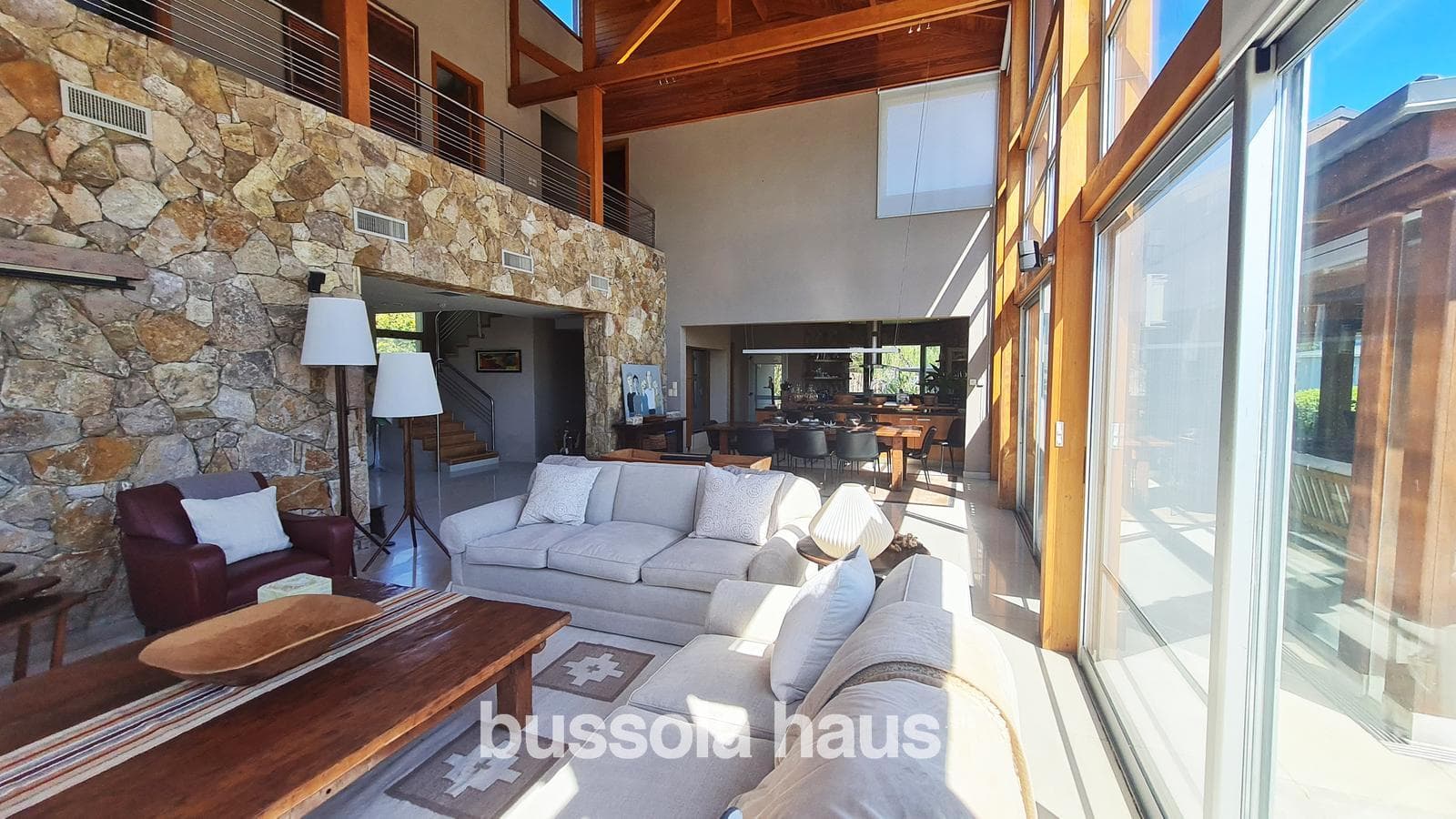 6-Room House in Isla del Este, Tigre—Furnished, Private Dock, Financing Available
