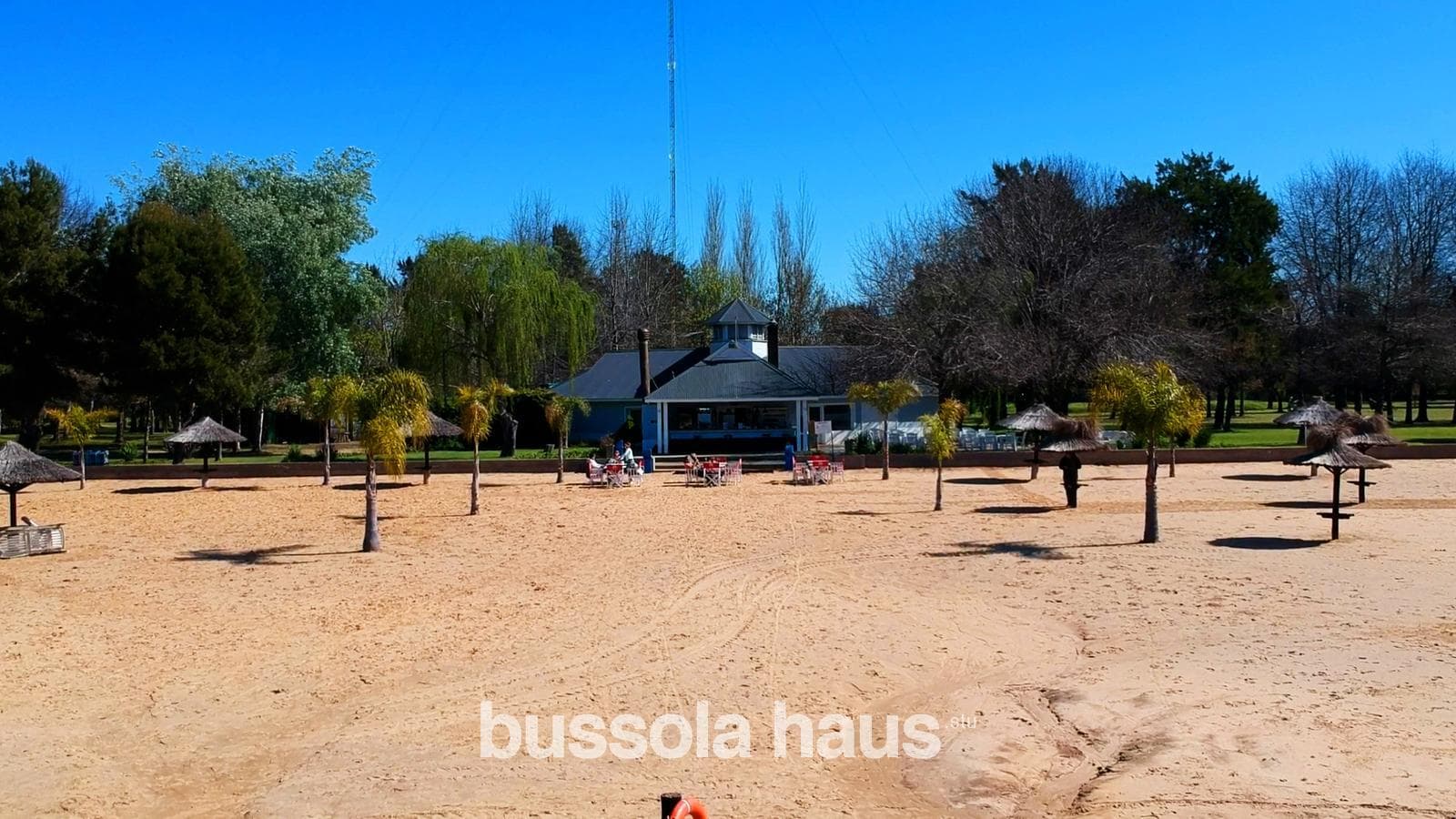 6-Room House in Isla del Este, Tigre—Furnished, Private Dock, Financing Available