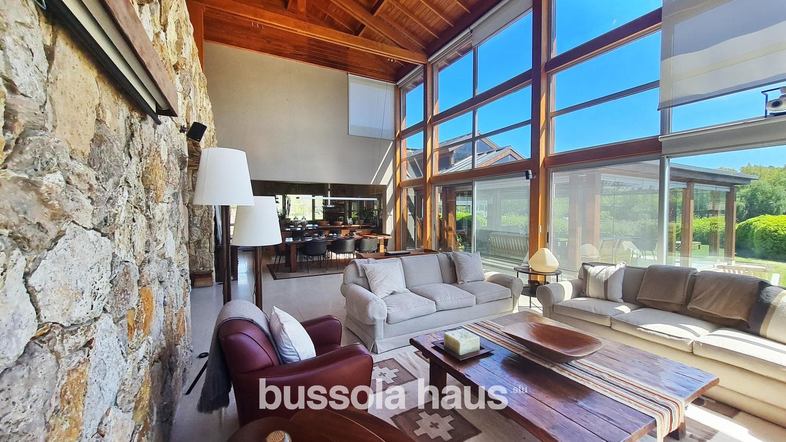 6-Room House in Isla del Este, Tigre—Furnished, Private Dock, Financing Available