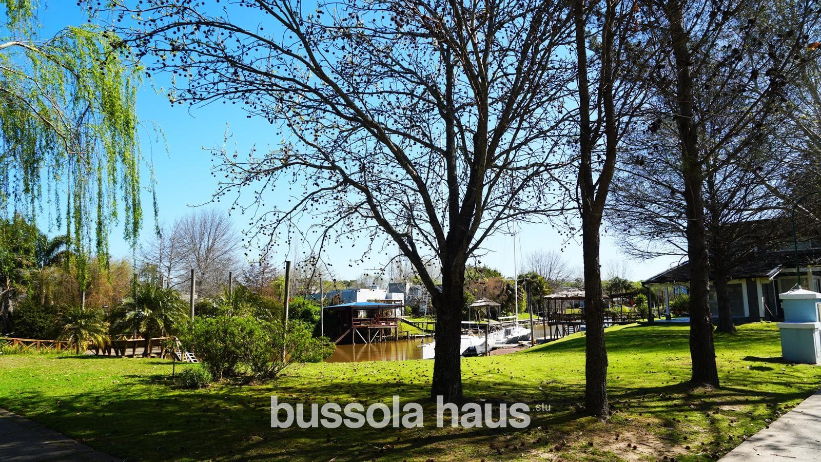 6-Room House in Isla del Este, Tigre—Furnished, Private Dock, Financing Available
