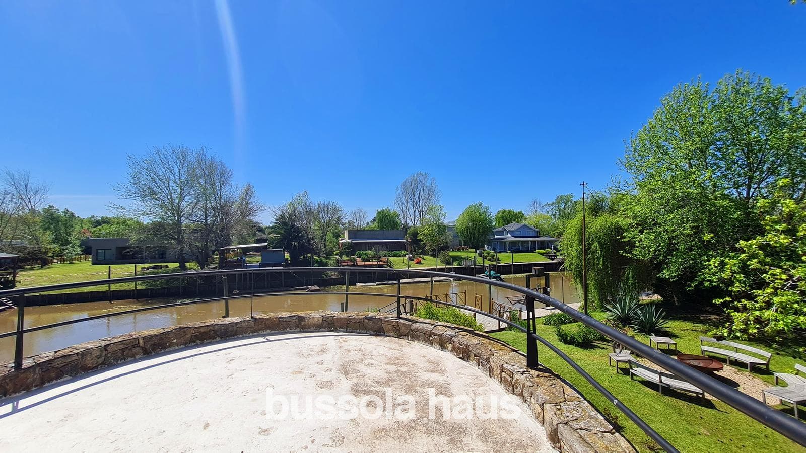 6-Room House in Isla del Este, Tigre—Furnished, Private Dock, Financing Available
