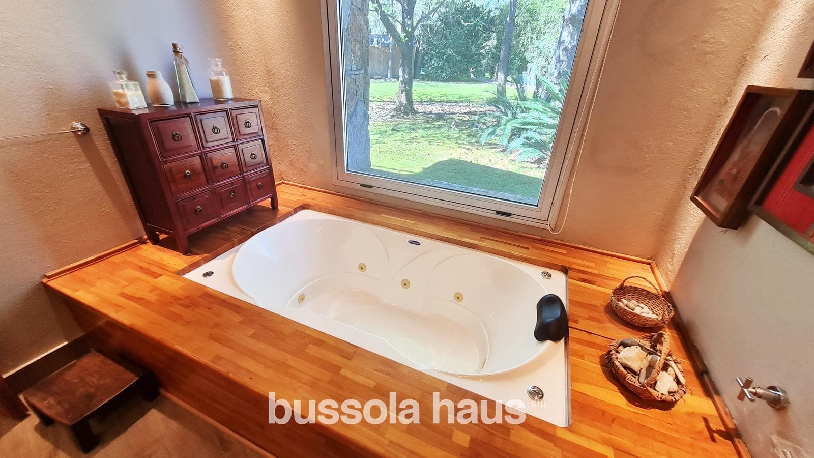 6-Room House in Isla del Este, Tigre—Furnished, Private Dock, Financing Available