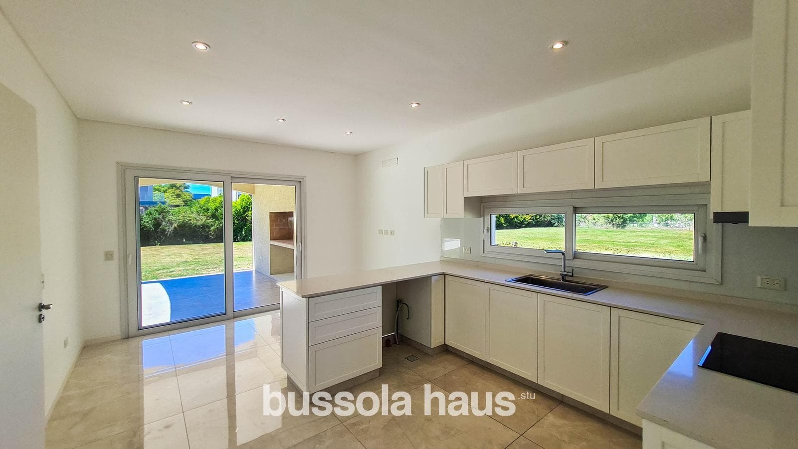 House for Sale in the Vistas Puertos Escobar Neighborhood