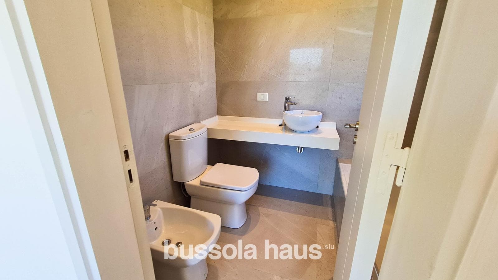 House for Sale in the Vistas Puertos Escobar Neighborhood