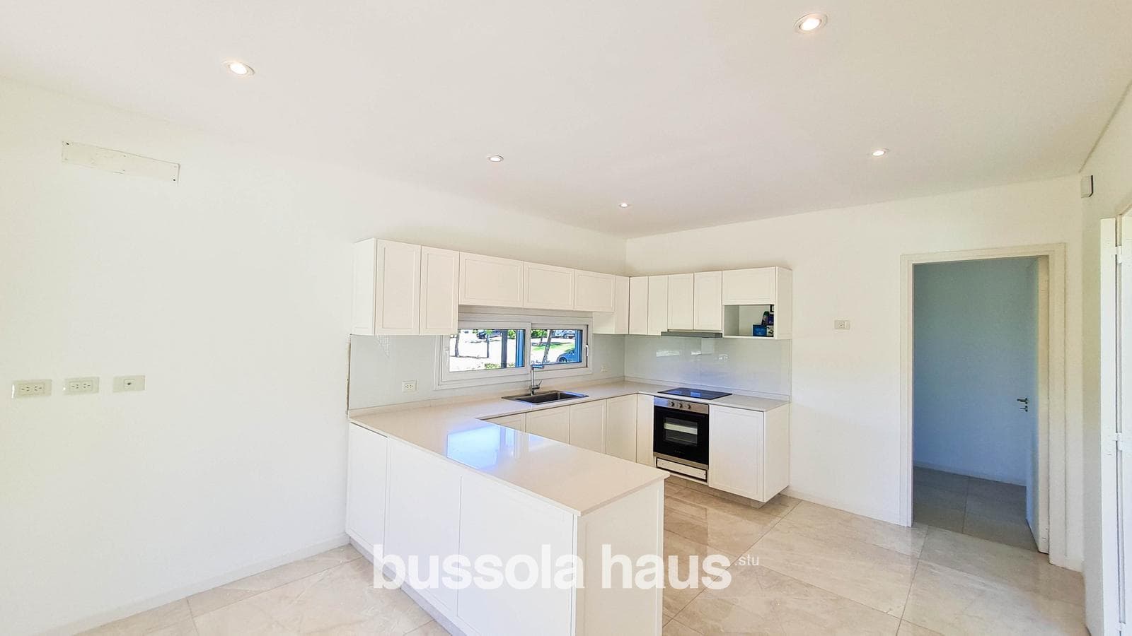 House for Sale in the Vistas Puertos Escobar Neighborhood