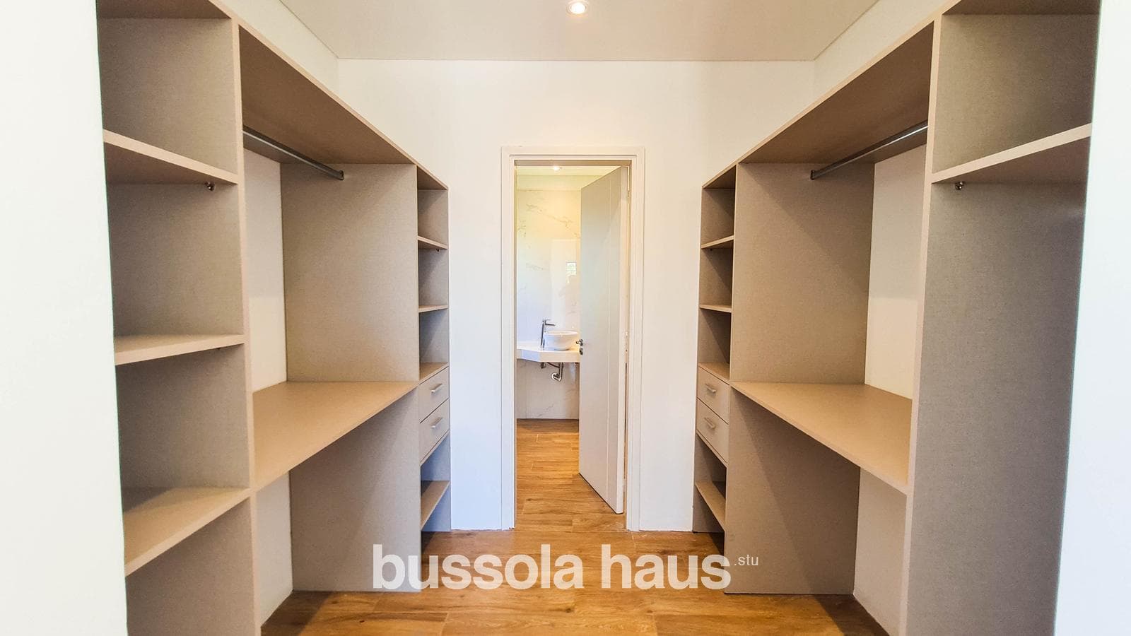 House for Sale in the Vistas Puertos Escobar Neighborhood