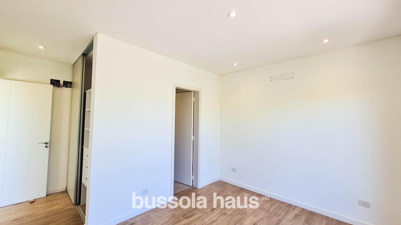 House for Sale in the Vistas Puertos Escobar Neighborhood