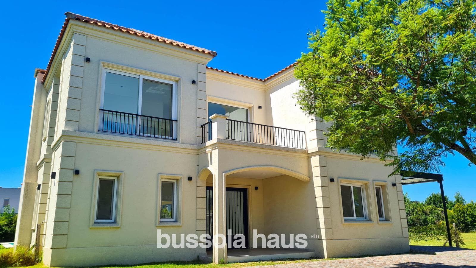 House for Sale in the Vistas Puertos Escobar Neighborhood