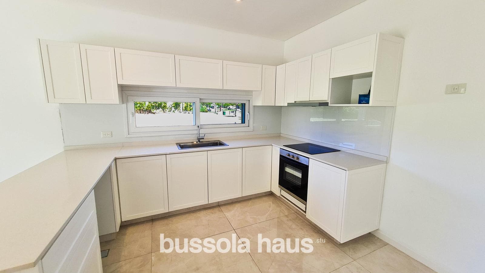 House for Sale in the Vistas Puertos Escobar Neighborhood