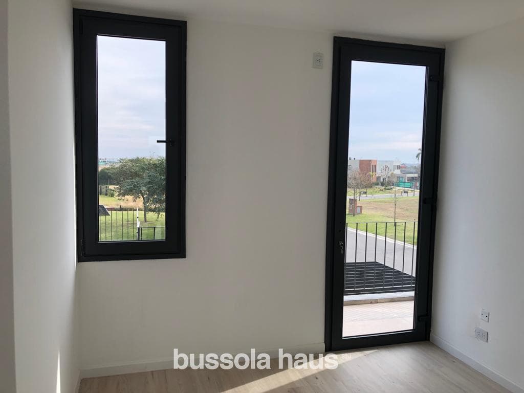 House for Sale in Araucarias Puertos Escobar