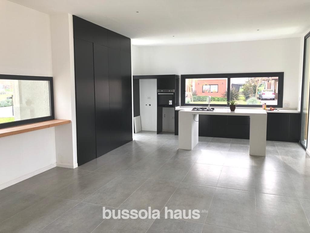 House for Sale in Araucarias Puertos Escobar