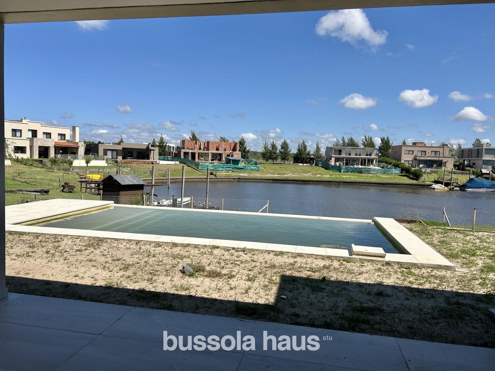 Brand-new, single-story house for sale in Naudir with access to the river