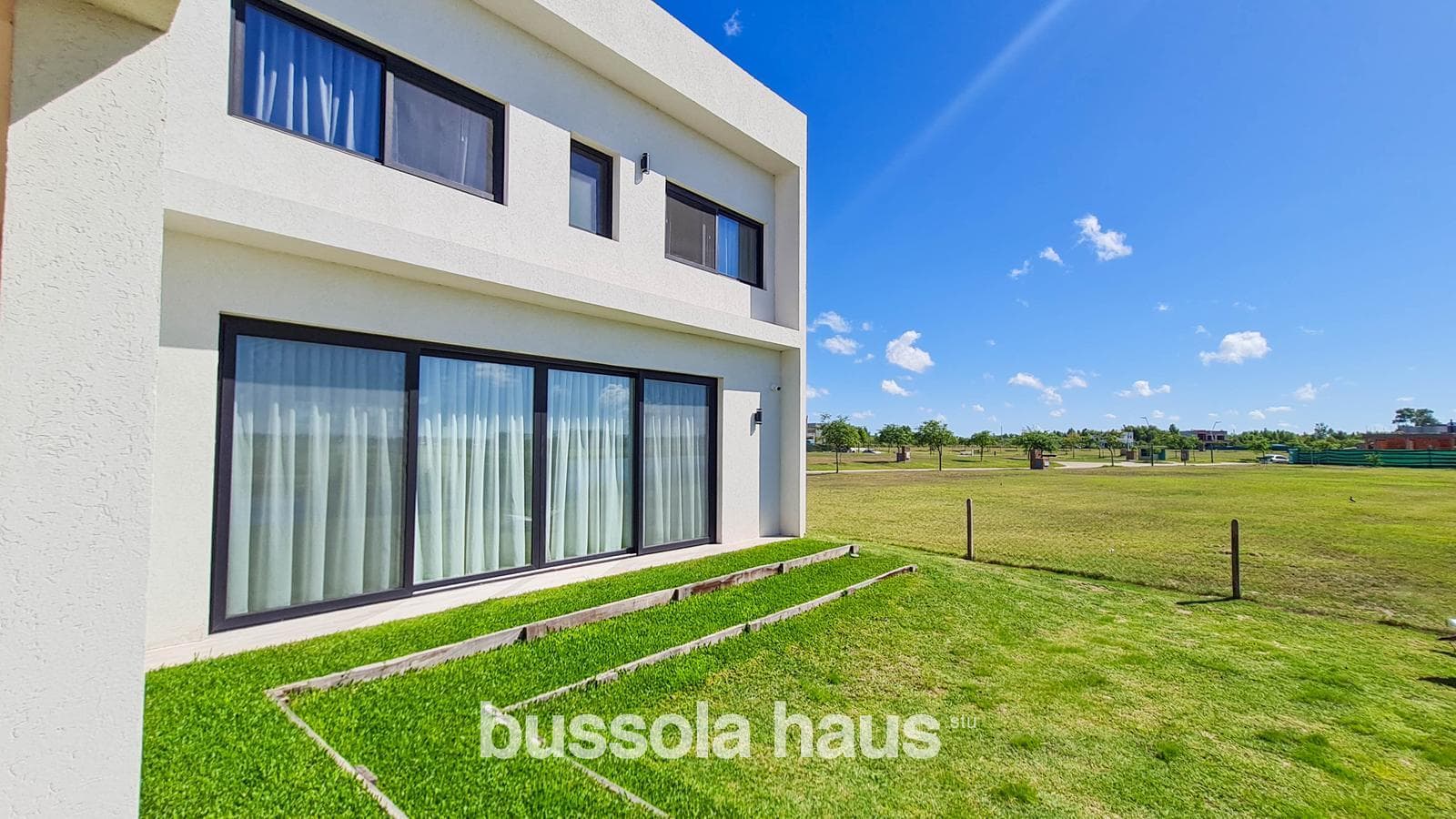 6-room house on stilts for sale on the central lake