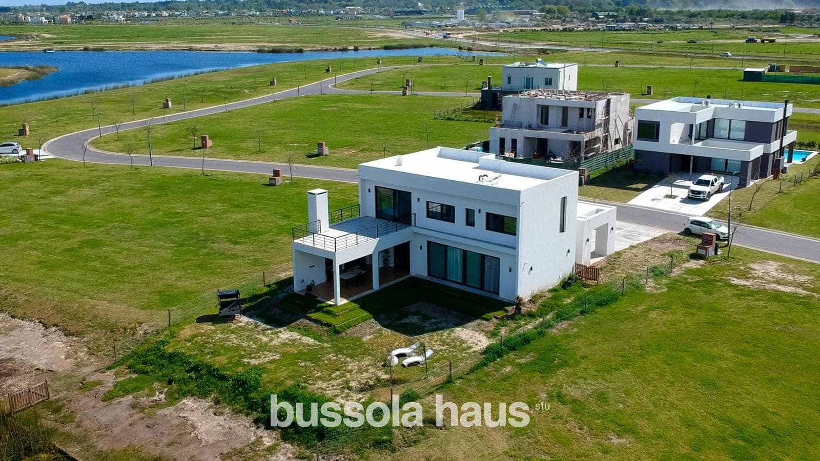 6-room house on stilts for sale on the central lake