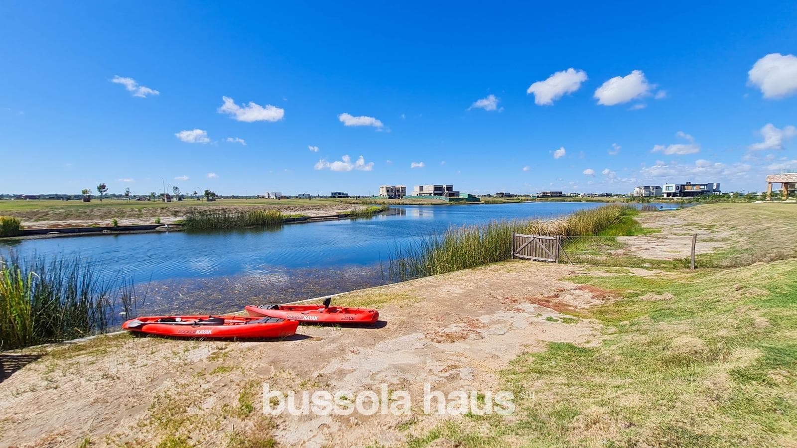 6-room house on stilts for sale on the central lake