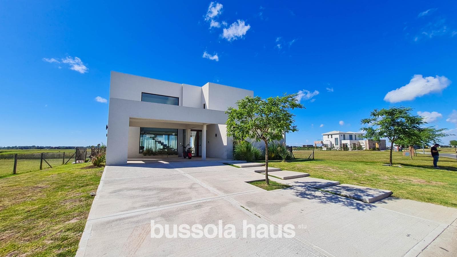 6-room house on stilts for sale on the central lake