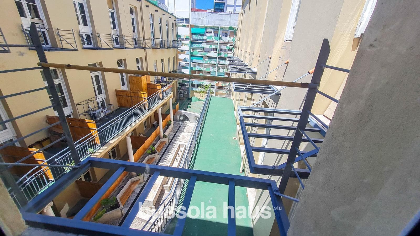 Apartment for Sale in Balvanera: 2-Room Apartment in Patios del Sol