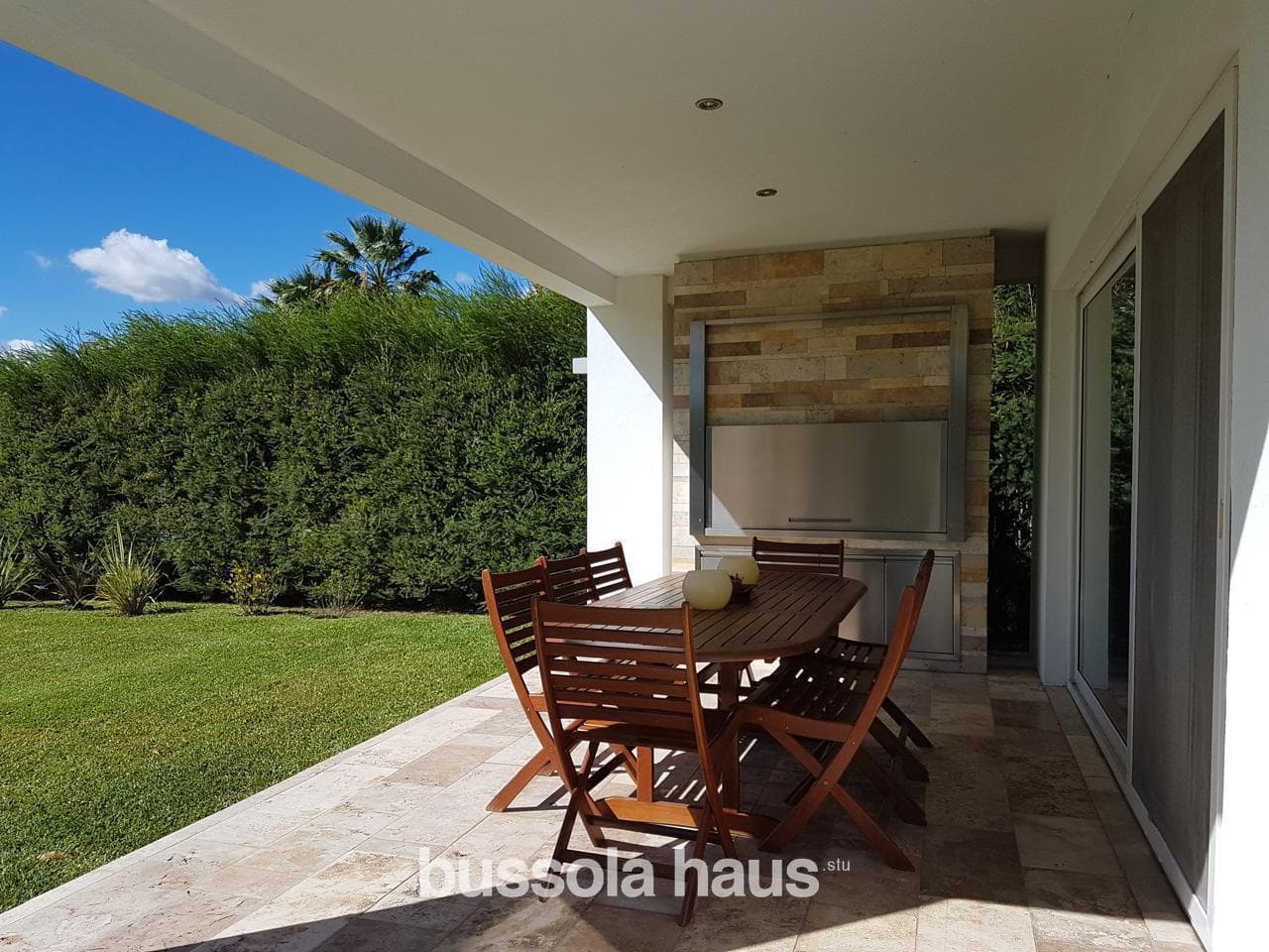 House for Sale by the Lagoon in Castores Nordelta
