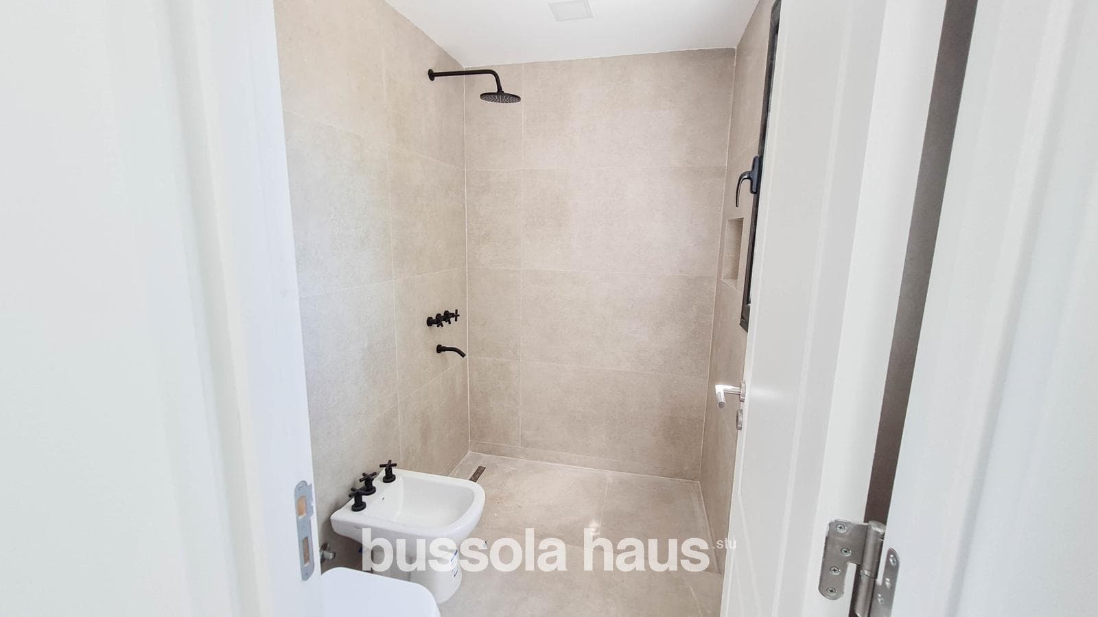 4-room house in San Matias with a pool