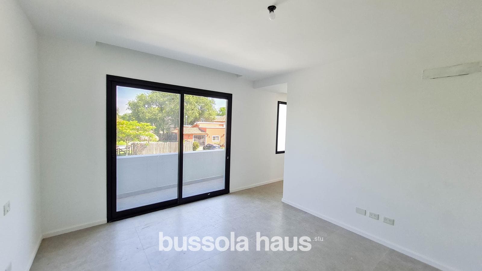 4-room house in San Matias with a pool