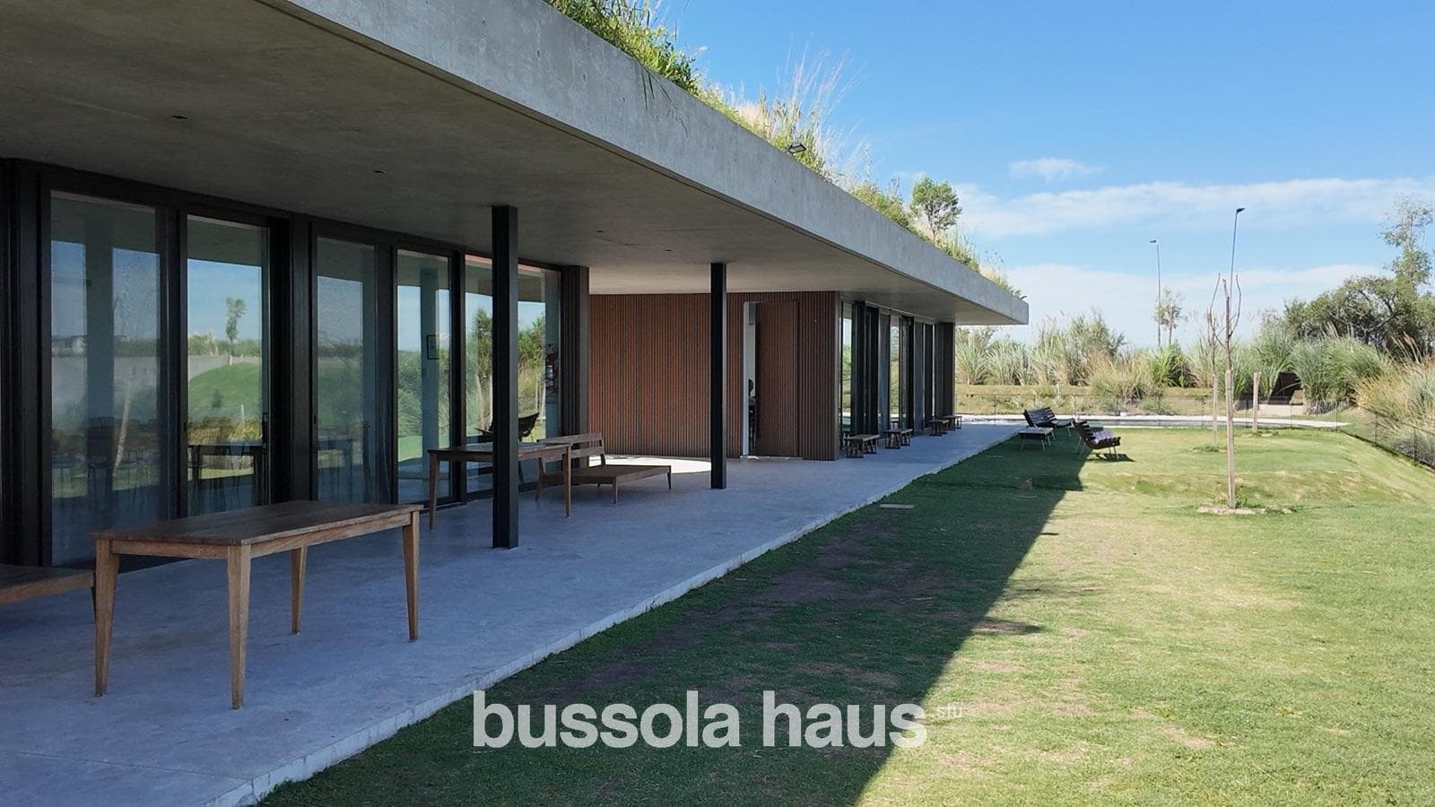 House for sale in the Riberas neighborhood, financing available through Puertos Escobar