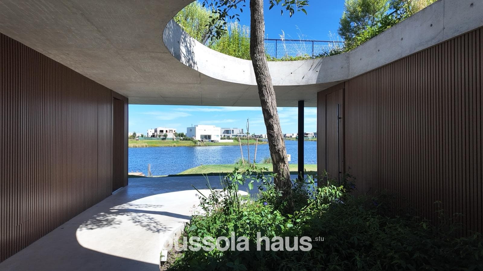 House for sale in the Riberas neighborhood, financing available through Puertos Escobar