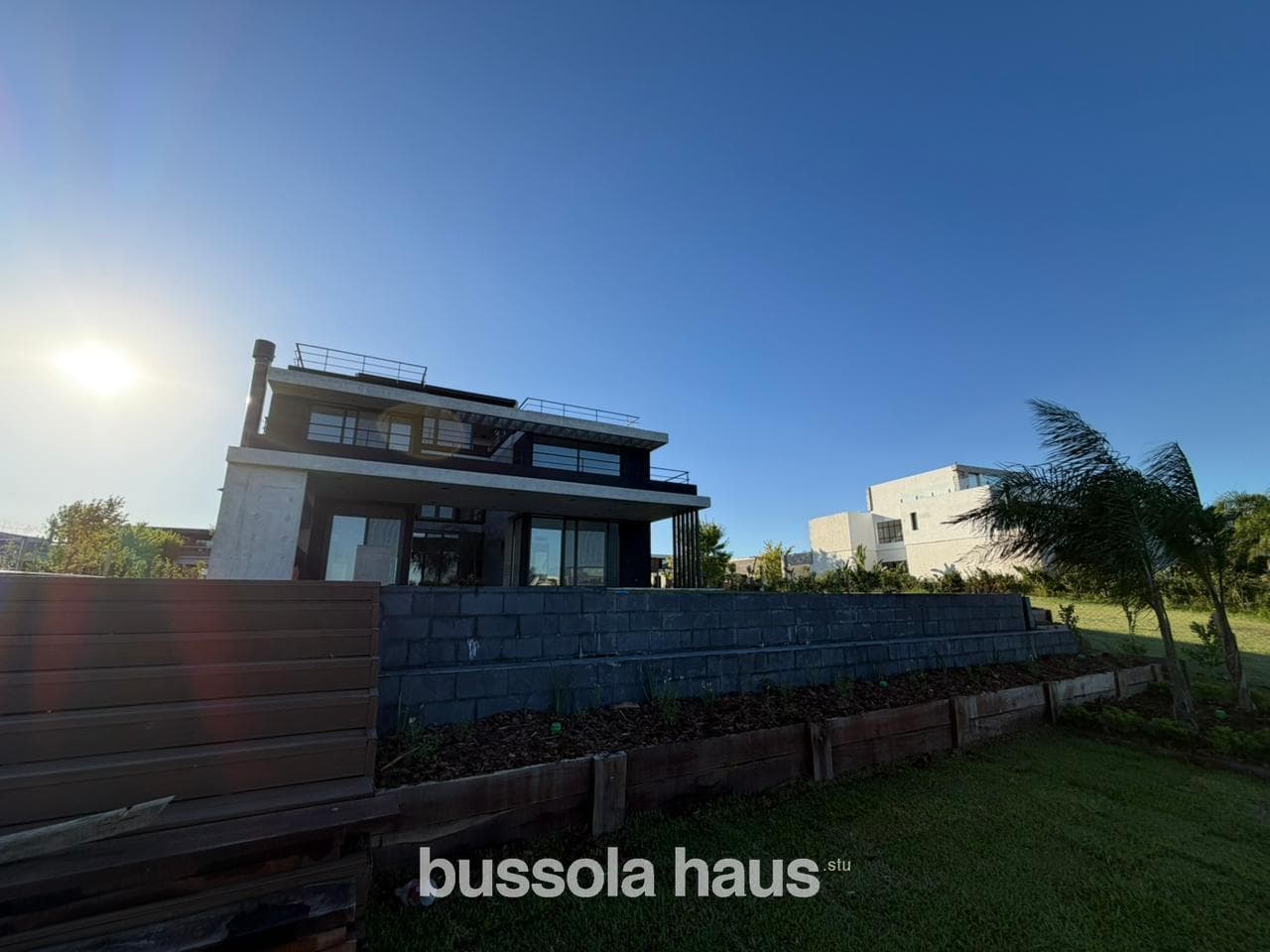 3-Bedroom Lakefront Home for Sale in Virazon