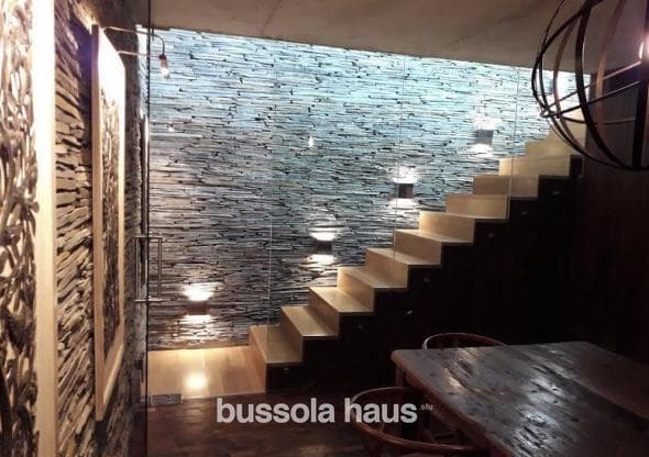 4-Bedroom House by the River in Albanueva