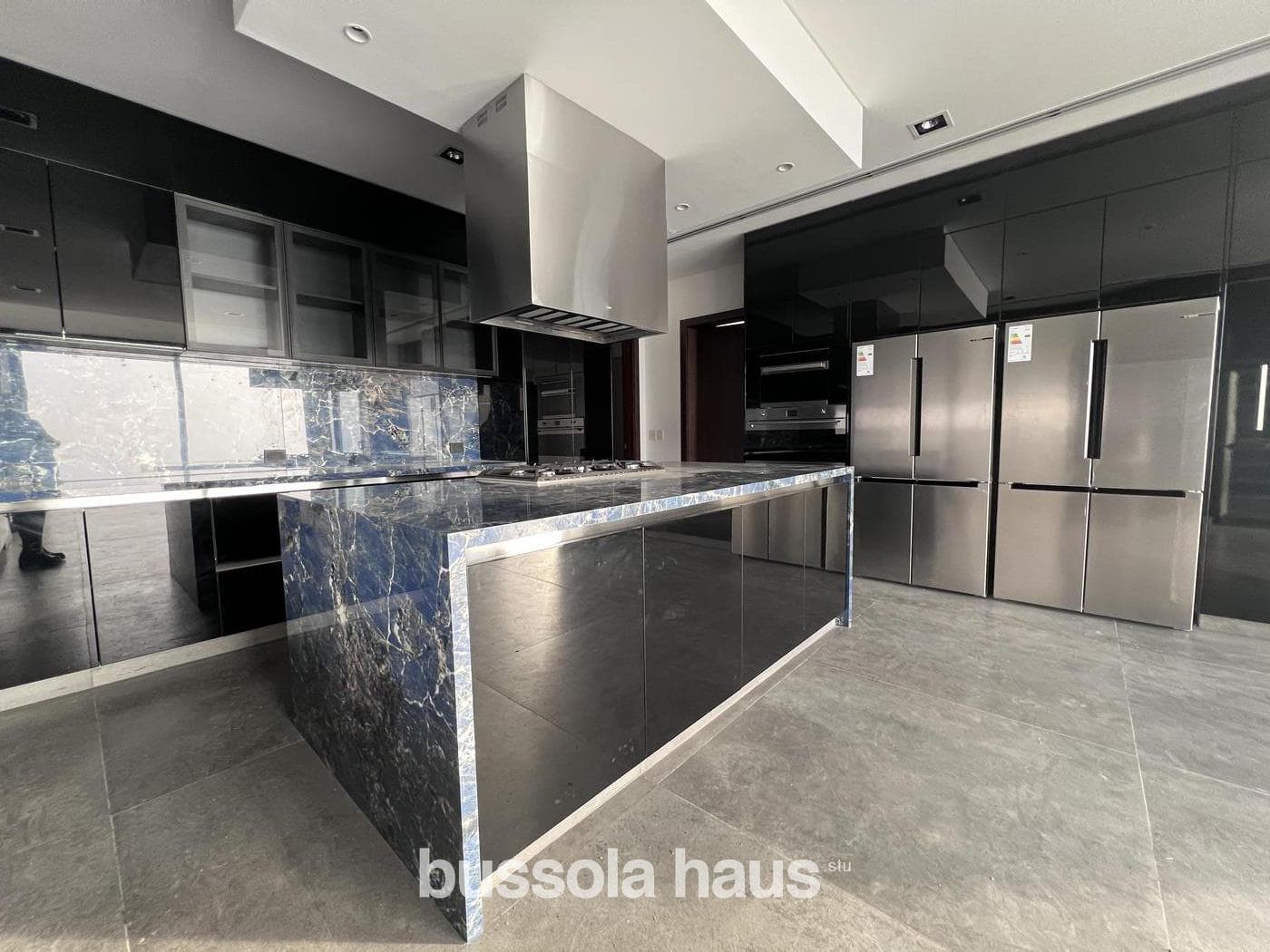 5-Bedroom Lakefront Home for Sale in Puertos del Lago