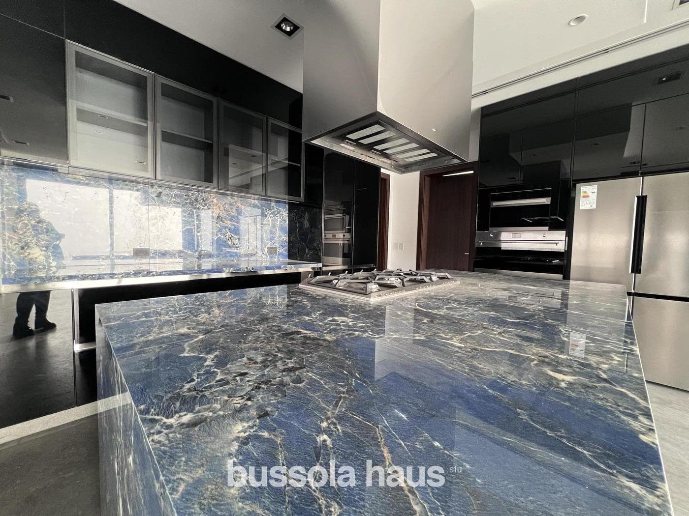 5-Bedroom Lakefront Home for Sale in Puertos del Lago