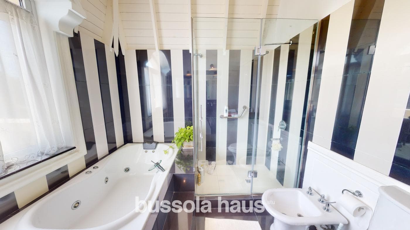 4-Bedroom House for Sale by the River in Nordelta