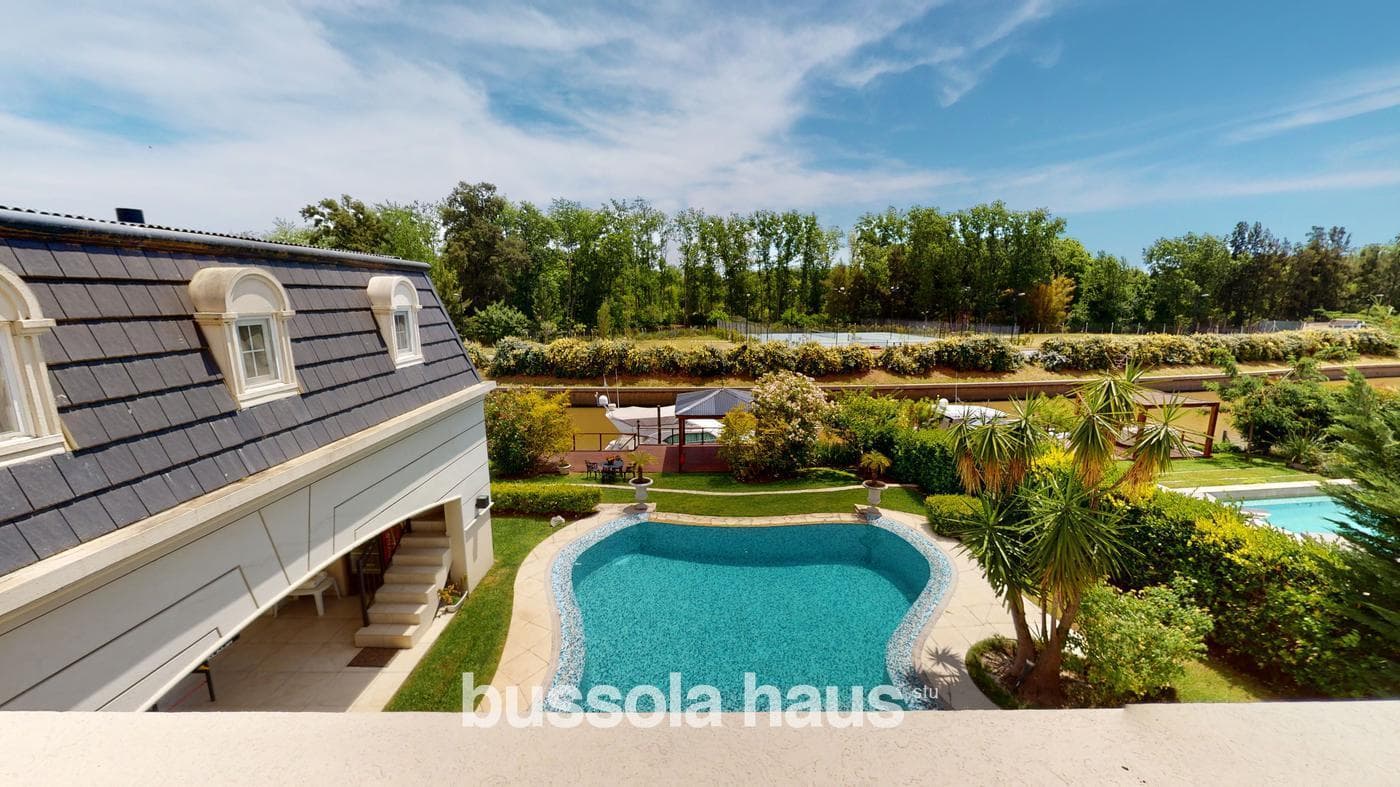 4-Bedroom House for Sale by the River in Nordelta