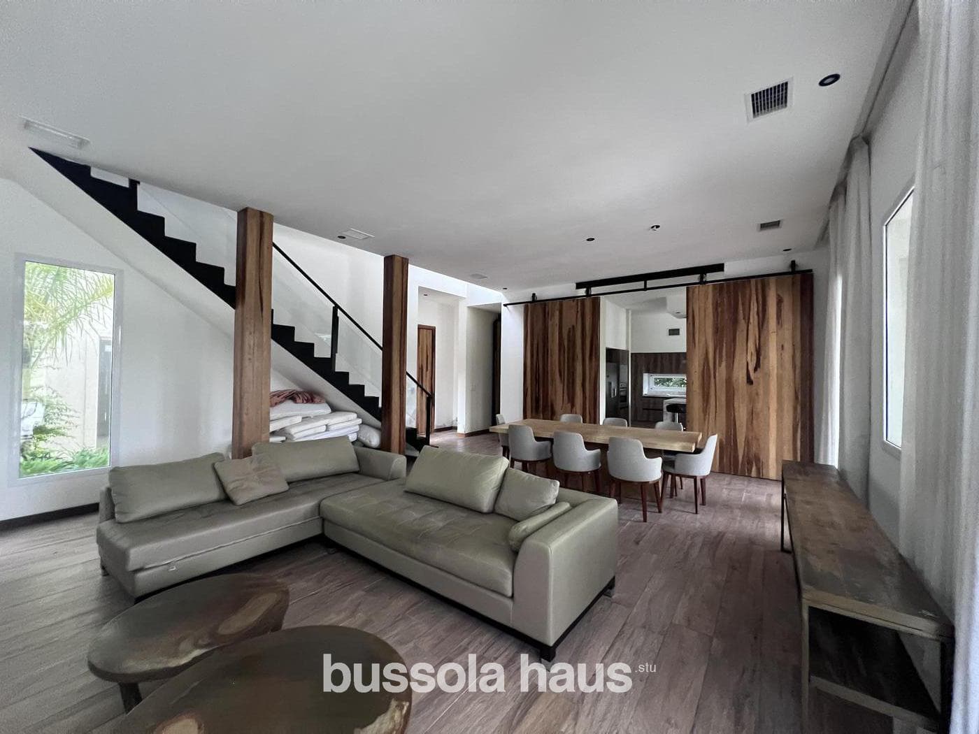5-Bedroom House for Sale Near the Golf Course in Nordelta