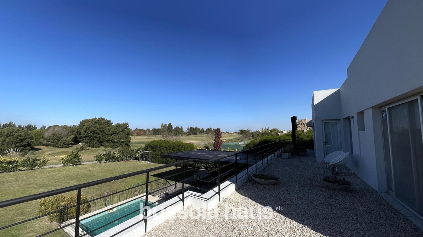 4-Bedroom House for Sale in Nordelta
