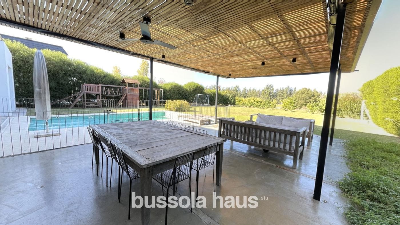 4-Bedroom House for Sale in Nordelta