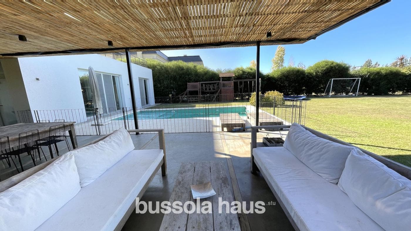 4-Bedroom House for Sale in Nordelta