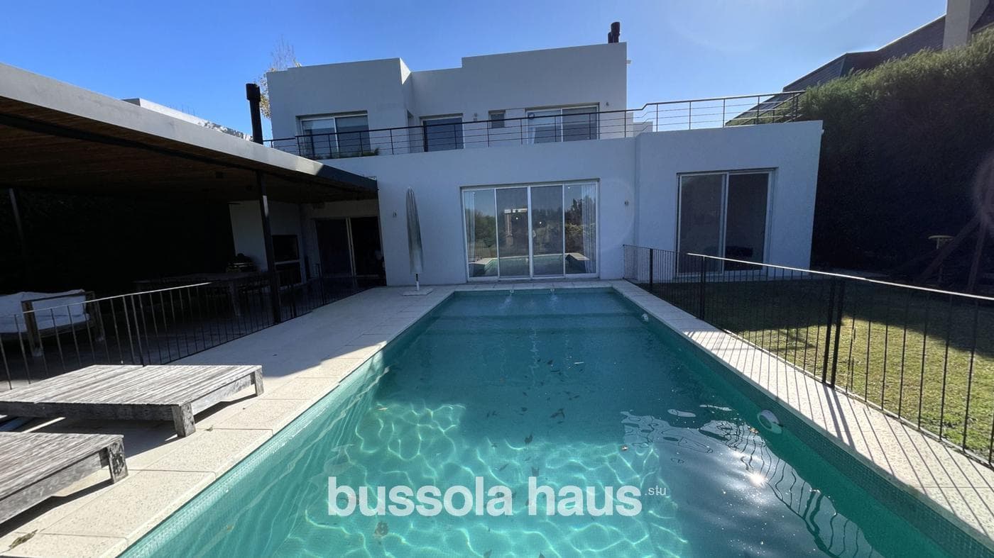 4-Bedroom House for Sale in Nordelta