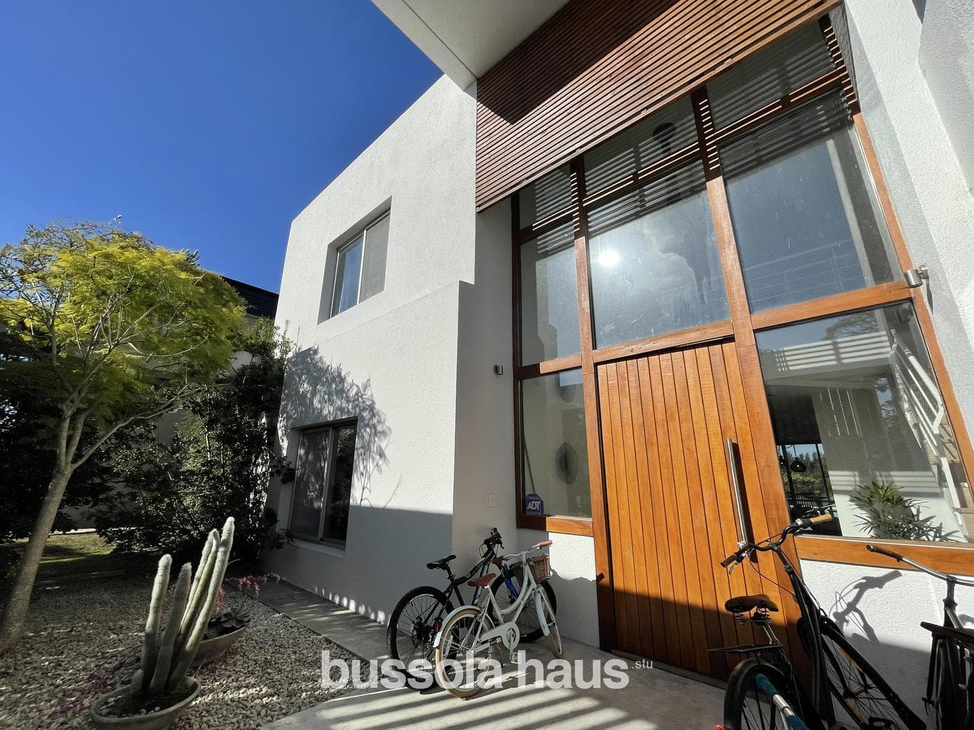 4-Bedroom House for Sale in Nordelta