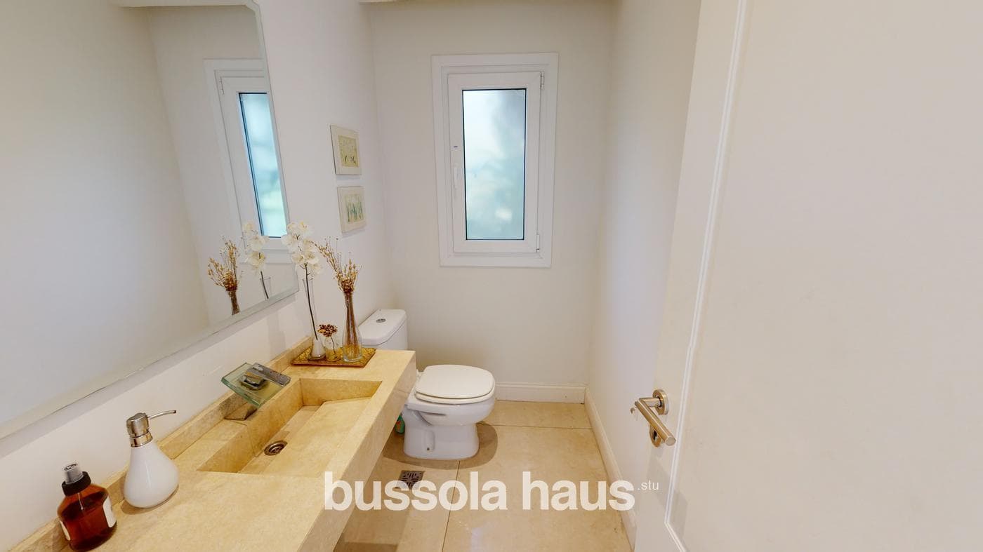 4-Bedroom Lakefront House for Sale in Nordelta