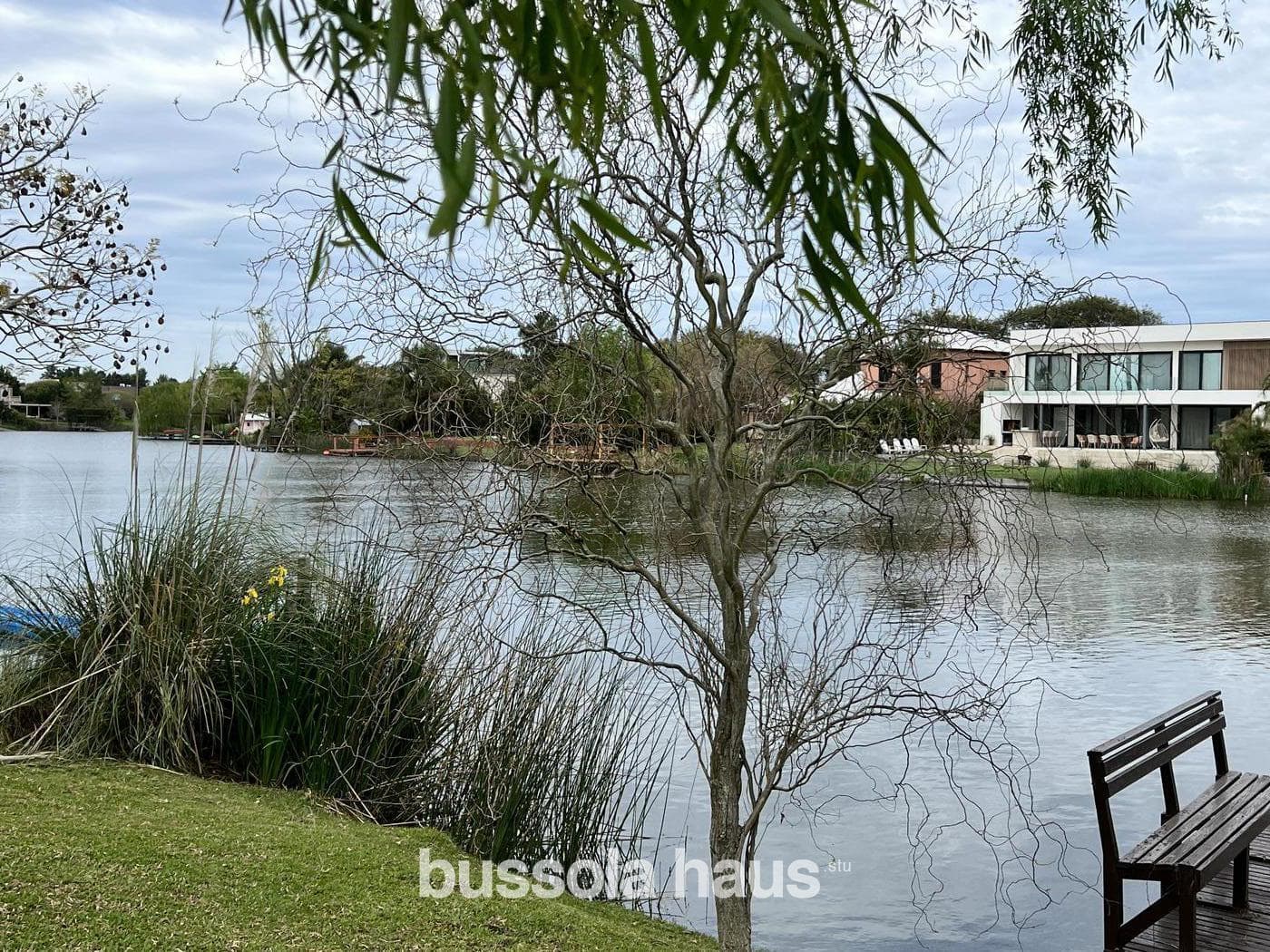 3-Bedroom Lakefront House for Sale in Villanueva