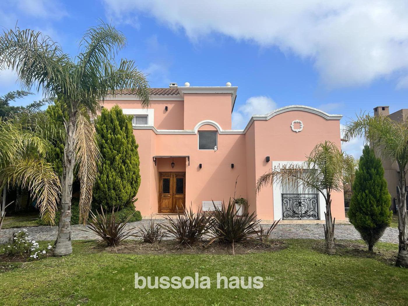 3-Bedroom Lakefront House for Sale in Villanueva