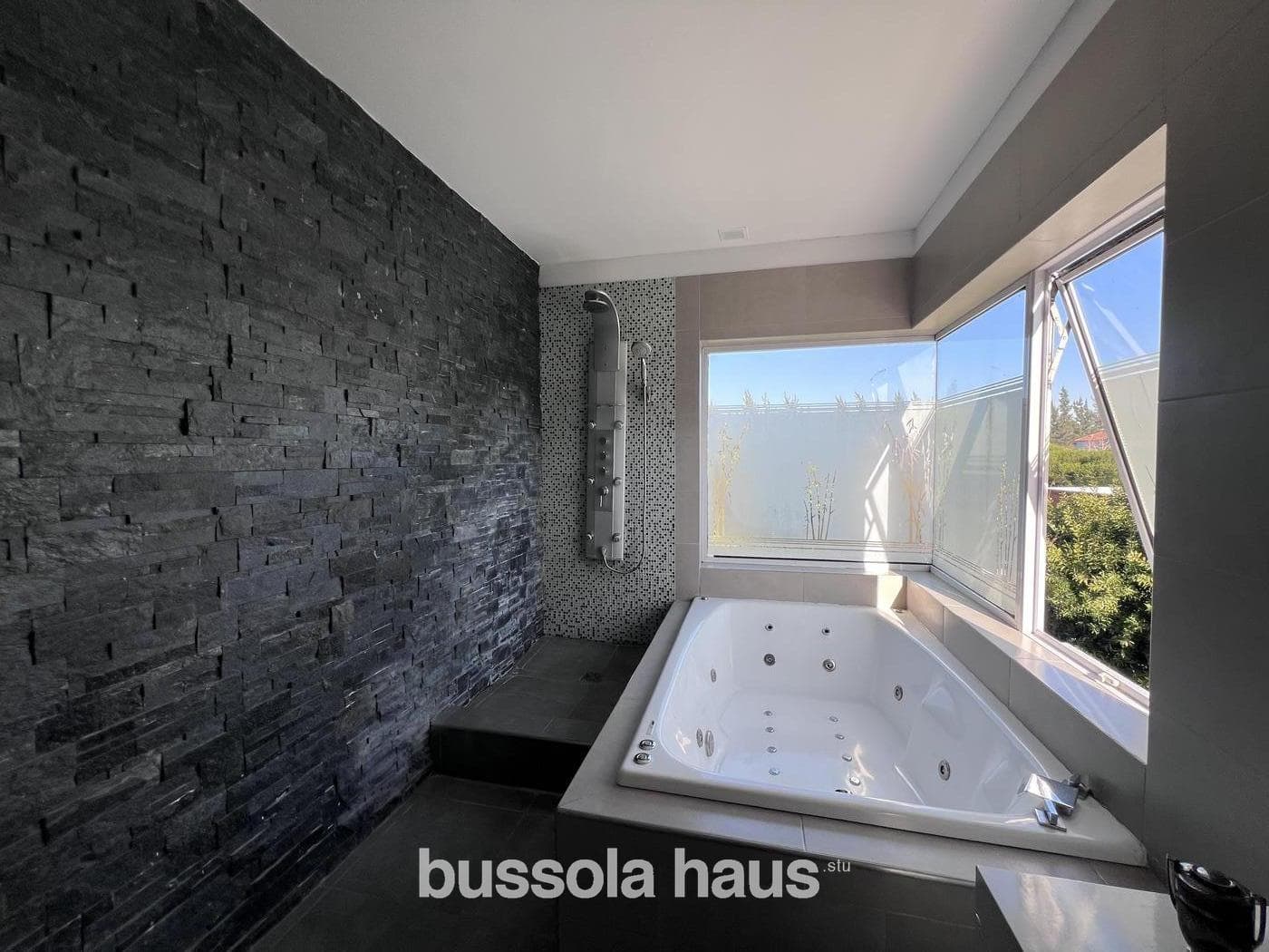 3-Bedroom House for Sale on an Interior Lot in Villanueva