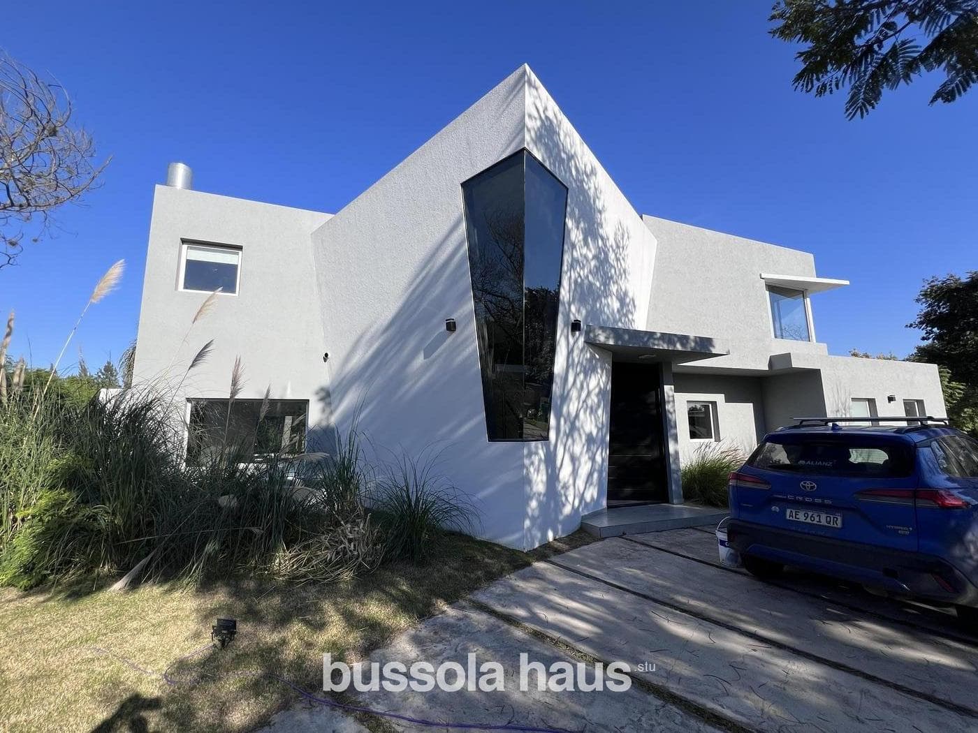 3-Bedroom House for Sale on an Interior Lot in Villanueva