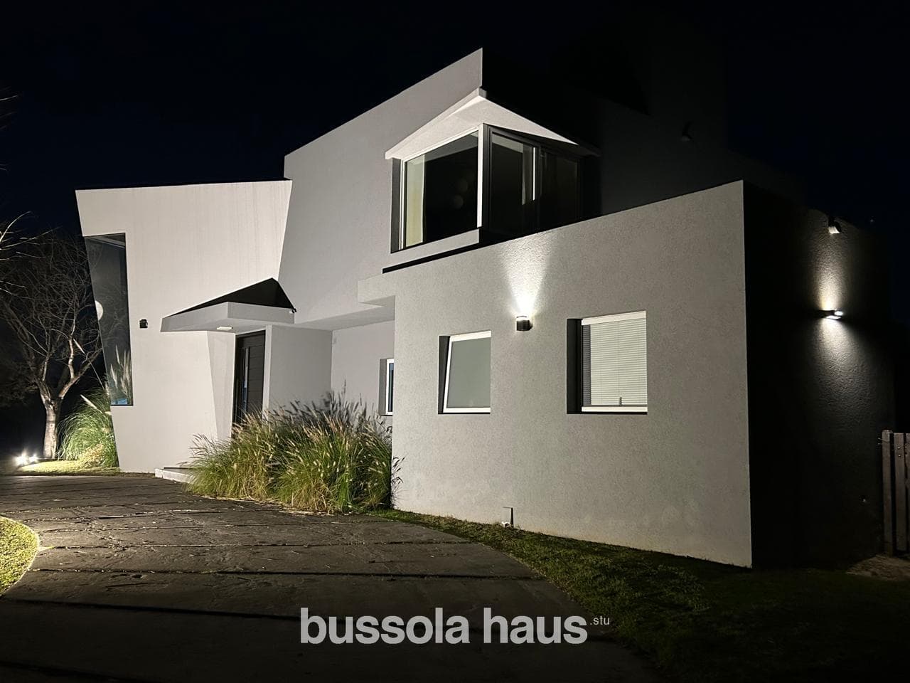 3-Bedroom House for Sale on an Interior Lot in Villanueva